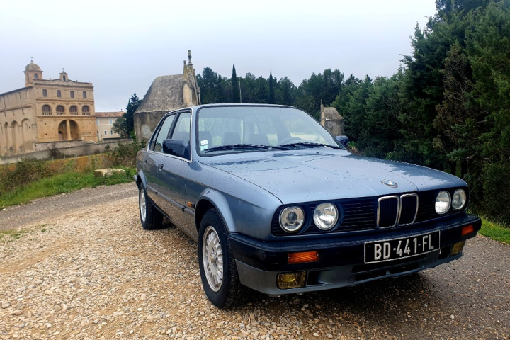 BMW SERIE 3 E30