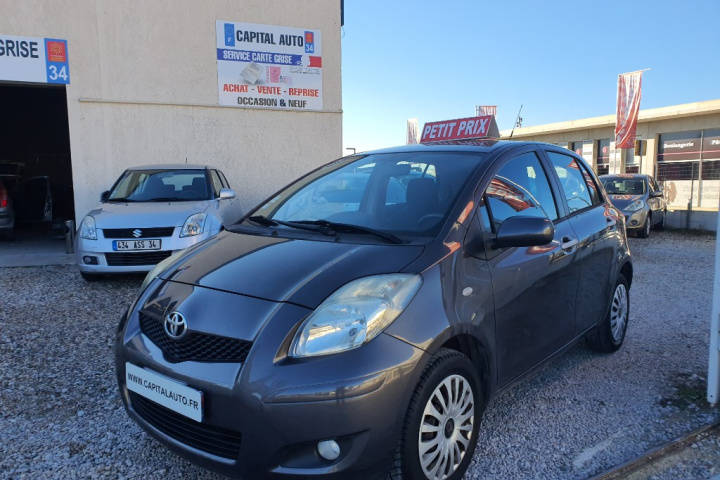 TOYOTA YARIS