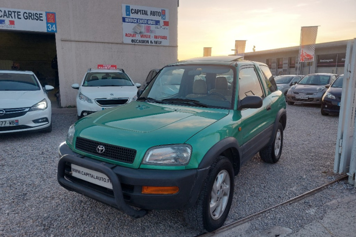 TOYOTA RAV4