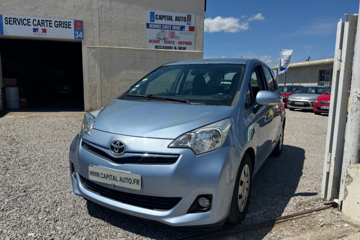 TOYOTA VERSO-S