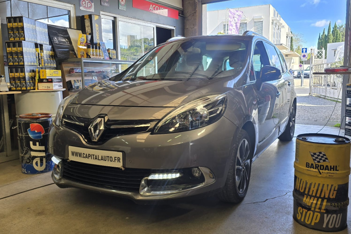 RENAULT GRAND SCENIC III
