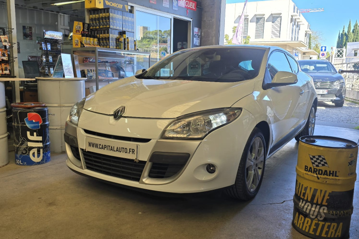 RENAULT MEGANE III COUPE